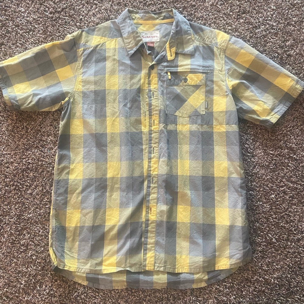 Men’s short sleeve Simms fishing shirt